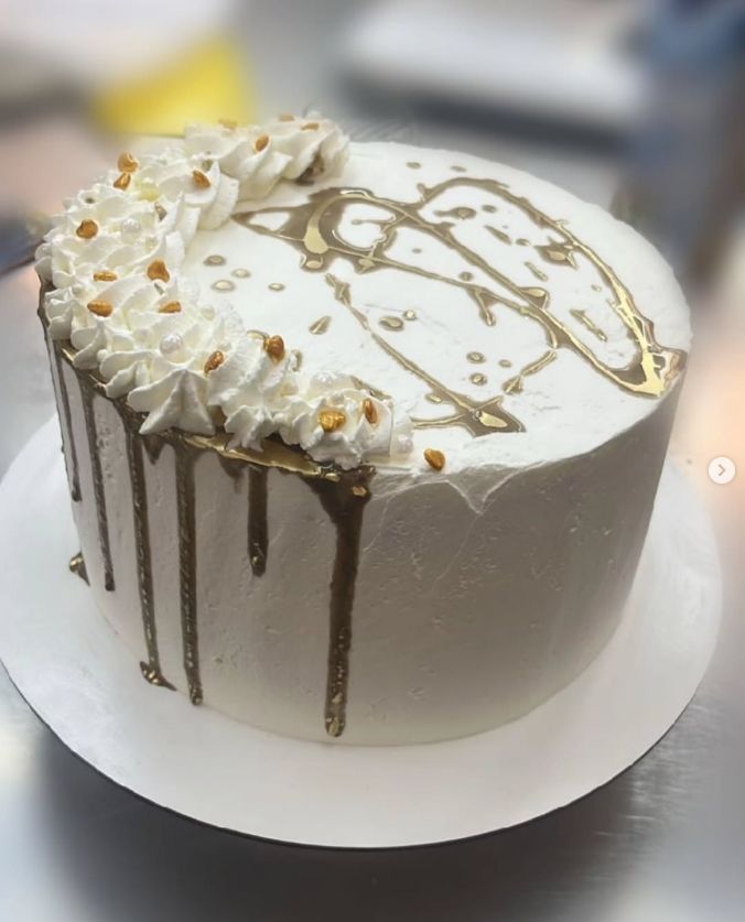 Amor en Capas (Tortas personalizadas)