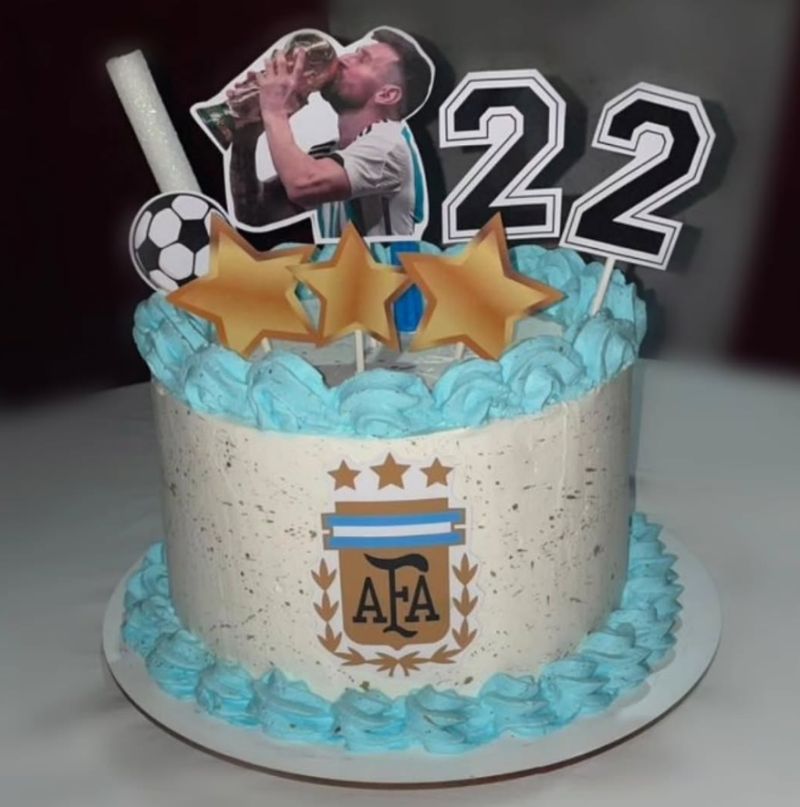 Amor en Capas (Tortas personalizadas)