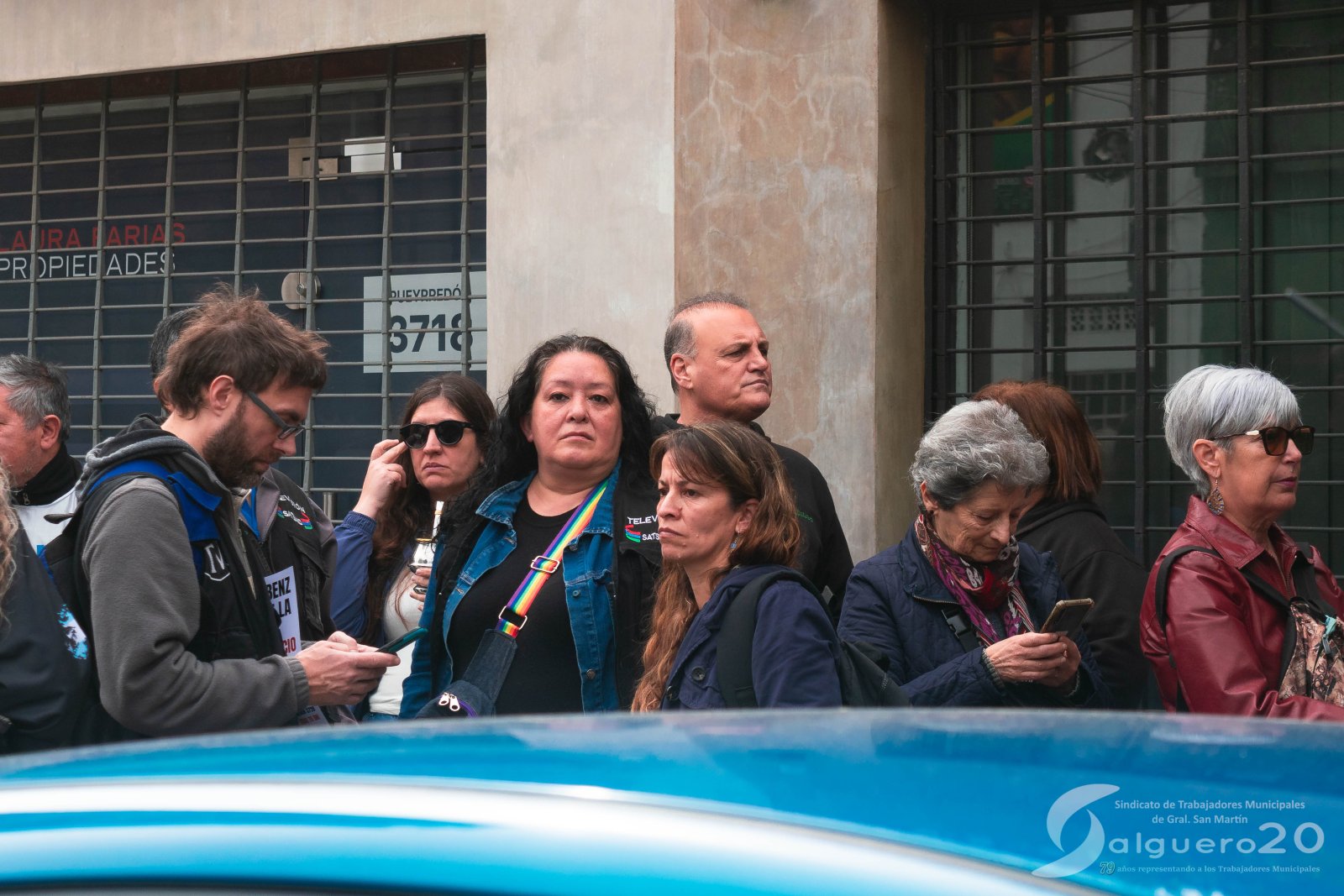 Imagen 2 de 44